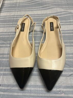 Nine West Two-Tone Pointed Slingback Flats in Cream and Black